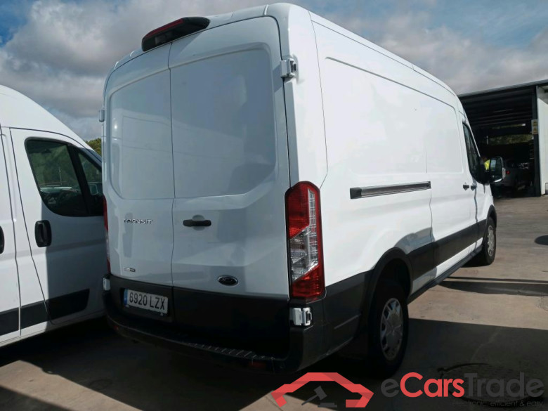 FORD Transit / 2013 / 4P / furgón 350 96kW L3H2 Van Trend FWD MHEV #2