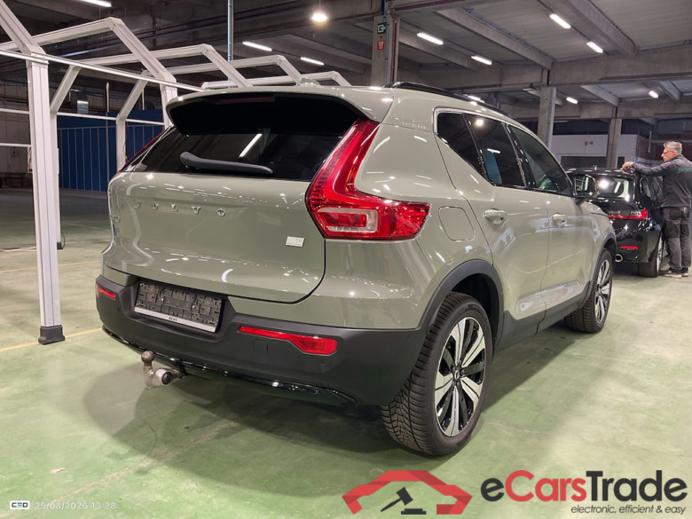 VOLVO XC40 1.5 T5 PHEV ULTIMATE DARK DESIGN DCT #4