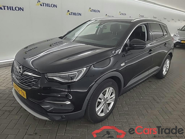 OPEL Grandland X 1.2 Turbo S&S 96kW Bus. Executive Auto 5D #1