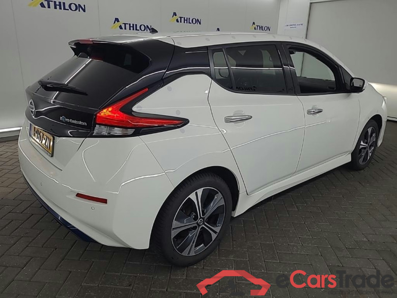NISSAN LEAF N-CONNECTA e+ 62kWh 5D #3
