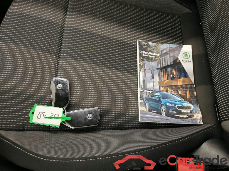 Škoda Octavia Combi 1.0 TSI Greentech Business Edition 5d #4