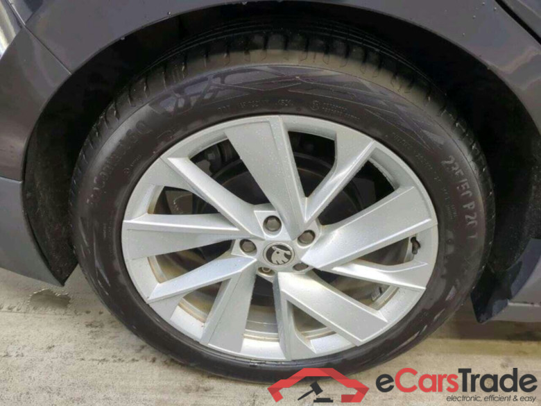 SKODA Enyaq iV 60 #4