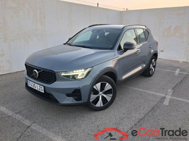 VOLVO XC40 / 2021 / 5P / todoterreno 1.5 T5 Recharge PHEV Plus Dark Auto