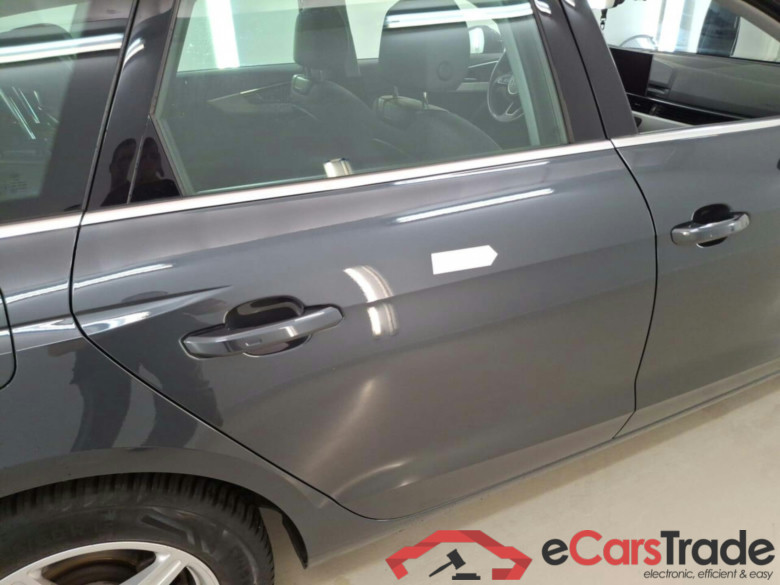 AUDI A4 AVANT 2.0 35 TFSI BUSINESS EDITION S #4