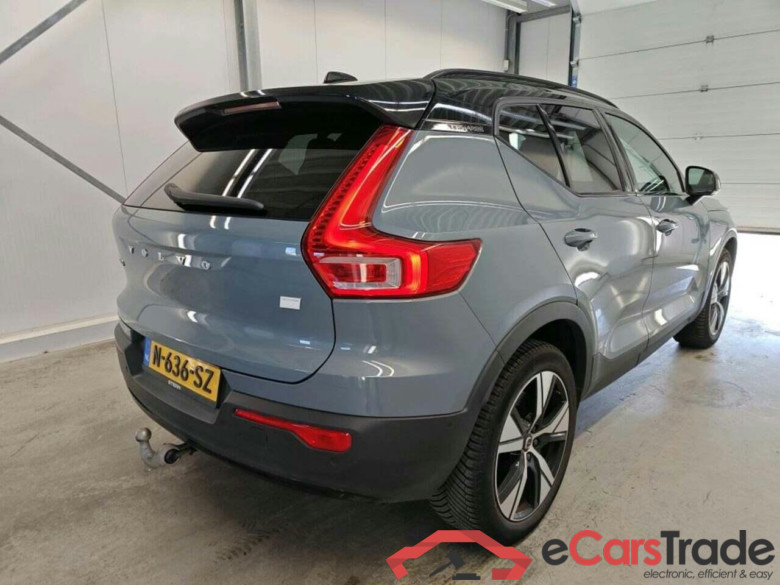 VOLVO XC40 Recharge Pro #2