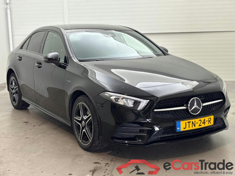 MERCEDES-BENZ A-KLASSE 250 e Business Solution AMG Limited #2