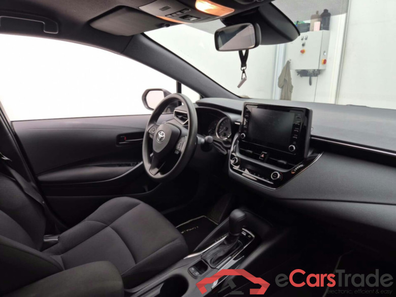 TOYOTA COROLLA 1.8 HYBRID COROLLA E-CVT #3