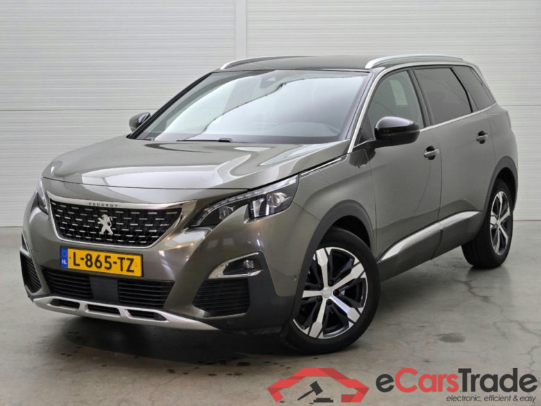 PEUGEOT 5008 1.2 PureTech Allure