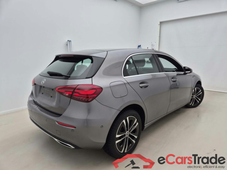 MERCEDES-BENZ A-KLASSE 1.3 250E 8G-DCT BUSINESS LINE #2