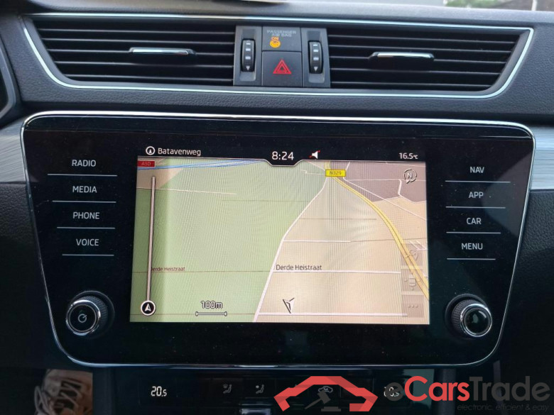 SKODA Superb Combi 110 kW #3