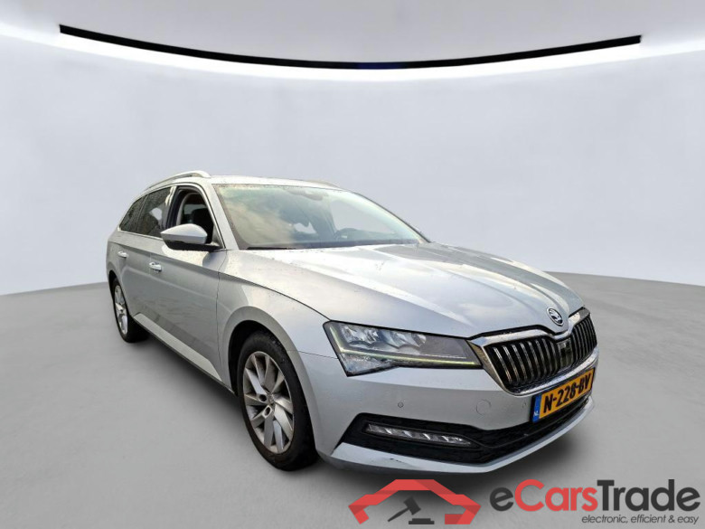 SKODA Superb Combi 110 kW #4