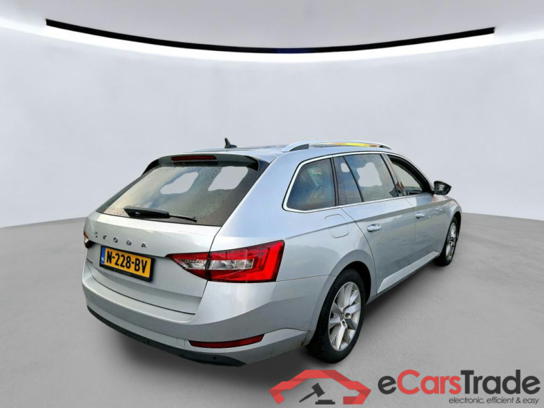 SKODA Superb Combi 110 kW #5