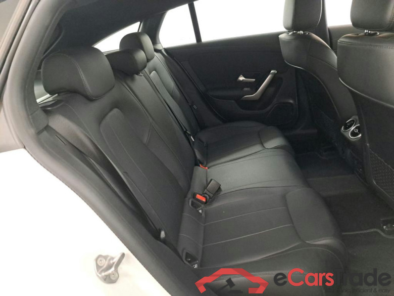 MERCEDES-BENZ CLA 1.3 CLA 250 E BUSINESS SOLUTION DCT #6