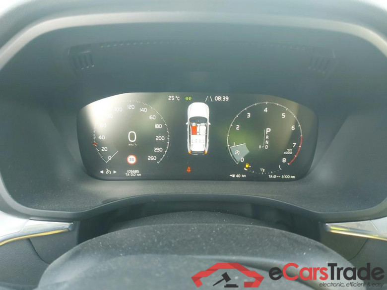 VOLVO XC60 / 2017 / 5P / todoterreno 2.0 T4 Business Plus Auto #4