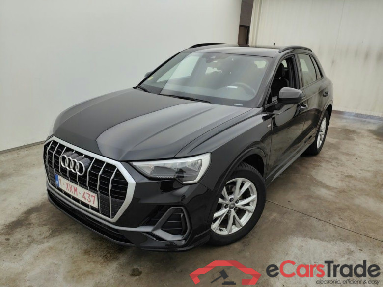 Audi Q3 35 TDI S tronic S line Business Edition 5d
