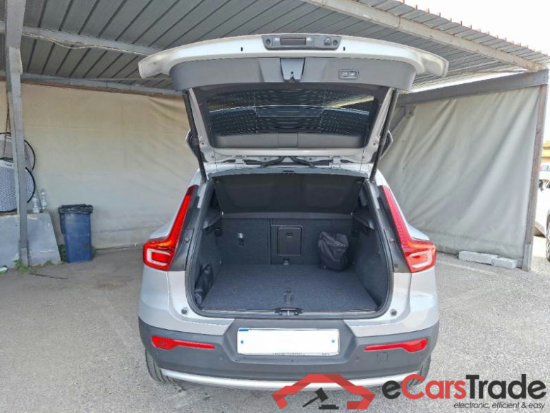 VOLVO XC40 / 2021 / 5P / SUV B3 AUTOMATICO PLUS BRIGHT #5
