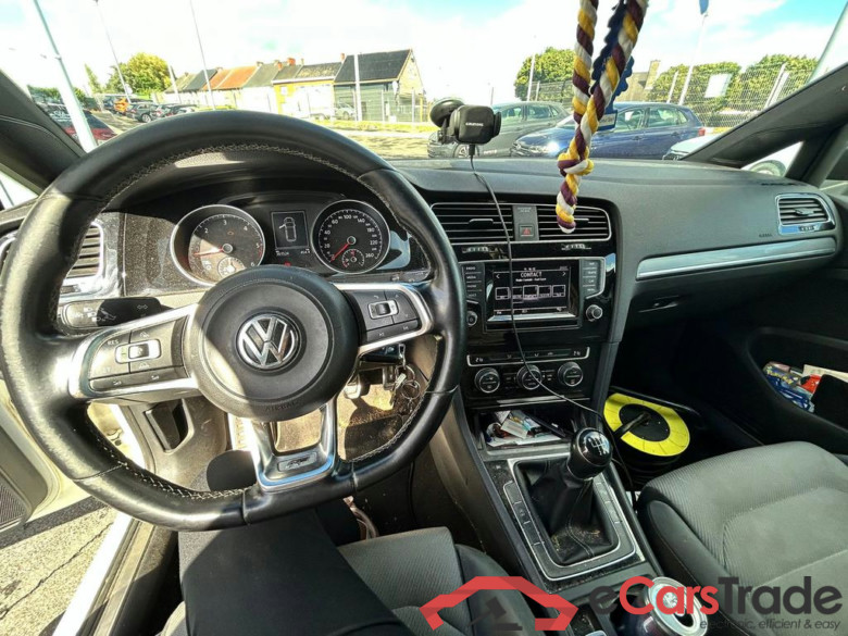 VOLKSWAGEN Golf Variant VII Golf Variant Highline 2.0 TDI BlueMotion Technology 110 kW (150 ch) 6 vitesses manuel #4
