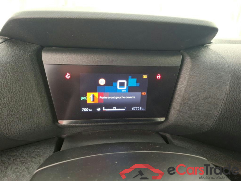 CITROEN C4 / 2020 / 5P / Berline PureTech 100 S&S BVM6 Live Pack Business #6