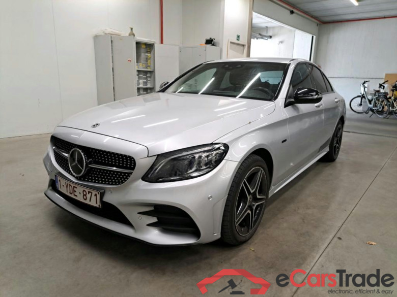 Mercedes C 300de Plug-In Hybrid AMG Night Aut. LED-Multibeam Widescreen Ambient Navi Sport-Leather KeylessGo Camera Klima PDC ...