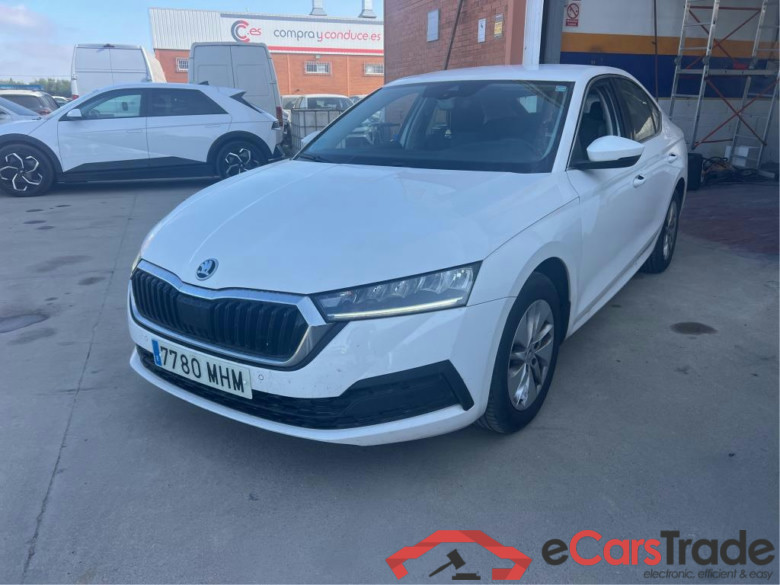 SKODA Octavia / 2020 / 5P / berlina con portón 2.0 TDI 110kW (150CV) Manual Ambition
