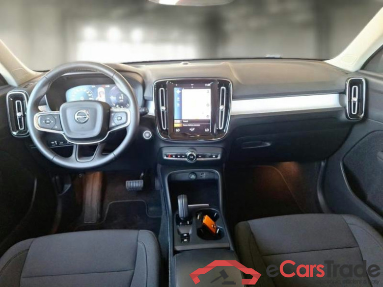 VOLVO XC40 / 2017 / 5P / SUV T4 PLUG-IN HYBRID AUTO RECH INSCRIP EXPR #3