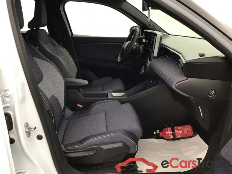 Renault R 4 Confort Electric 152hp #6