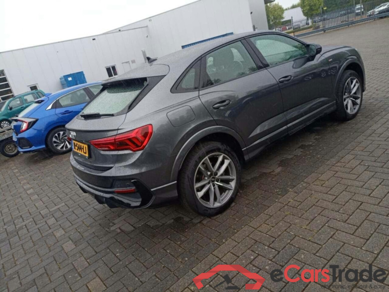 AUDI Q3 Sportback 45 TFSI e S Edition #4