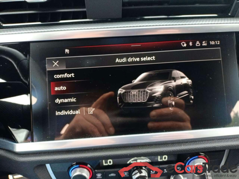 AUDI Q3 Sportback 45 TFSI e S Edition #6