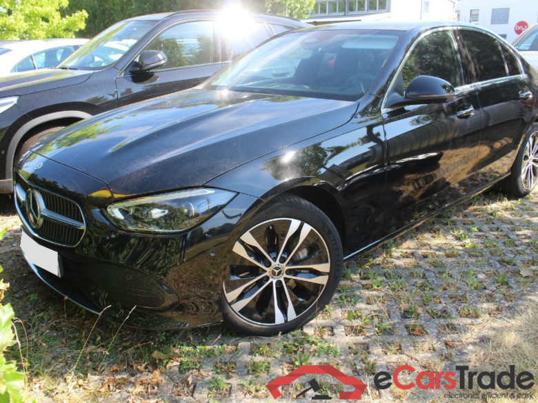 MERCEDES-BENZ C-Klasse Diesel Plug-in Hybrid C 300 de 9G-TRONIC Avantgarde Advanced 4d 145kW