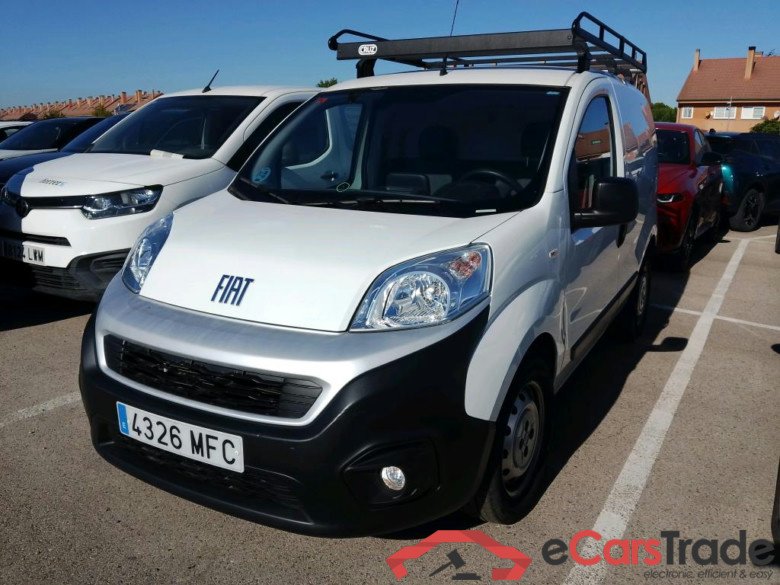 FIAT Fiorino / 2016 / 4P / furgón derivado de turismo Cargo SX N1 1.3 MJet 70 kW (95 CV) (AC) #1