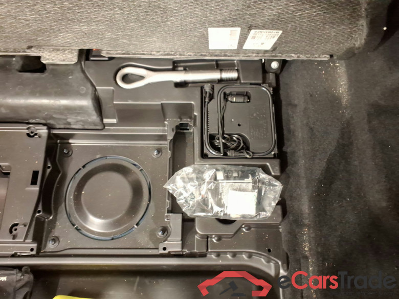 MERCEDES-BENZ CLA - Klasse 1.3 CLA 250 E BUSINESS SOLUTION DCT #3