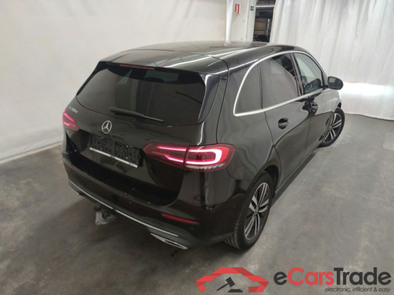Mercedes-Benz B-Klasse B 200 d Business Solution 5d #2