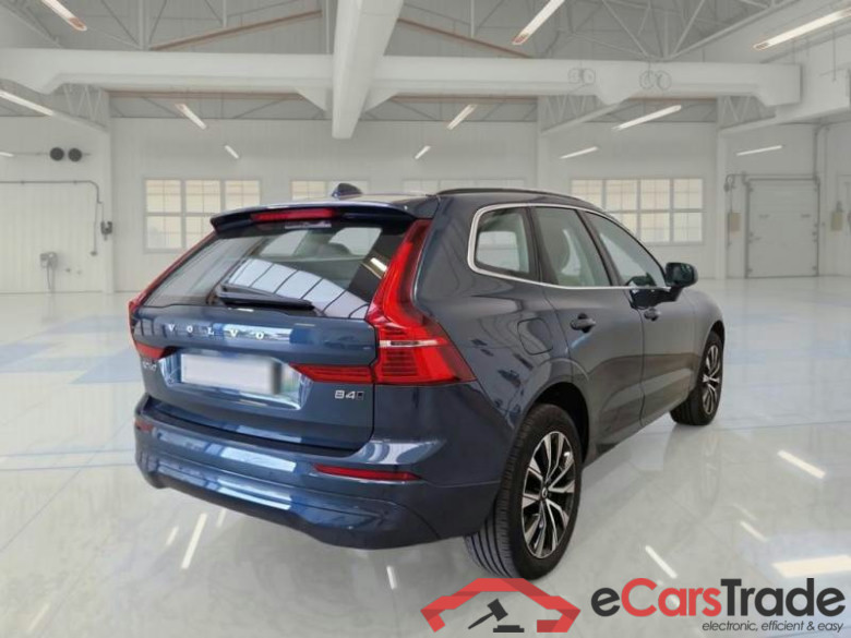 VOLVO XC60 / 2021 / 5P / SUV B4 D AWD AUTOMATICO CORE #2