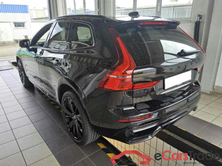 Volvo XC60 (03.2017->) DE - SUV5 B5 (Benzin) AWD EU6d, Plus Black Edition Mild-Hybrid, (Facelift) 2023 #4
