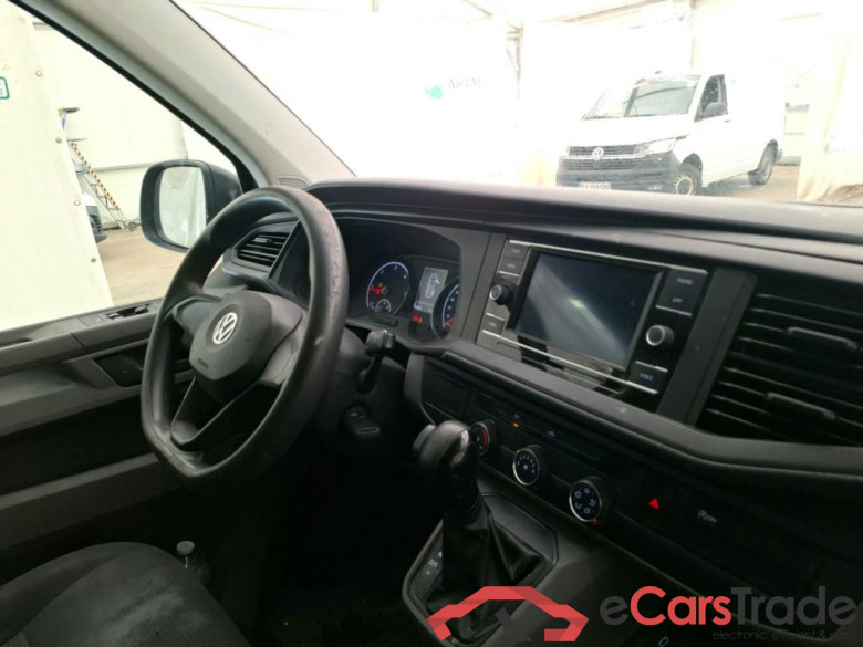 VOLKSWAGEN Transporter / 2019 / 4P / Fourgon tôlé 2.0 TDi 150 DSG7 L1H1 Business Line #5