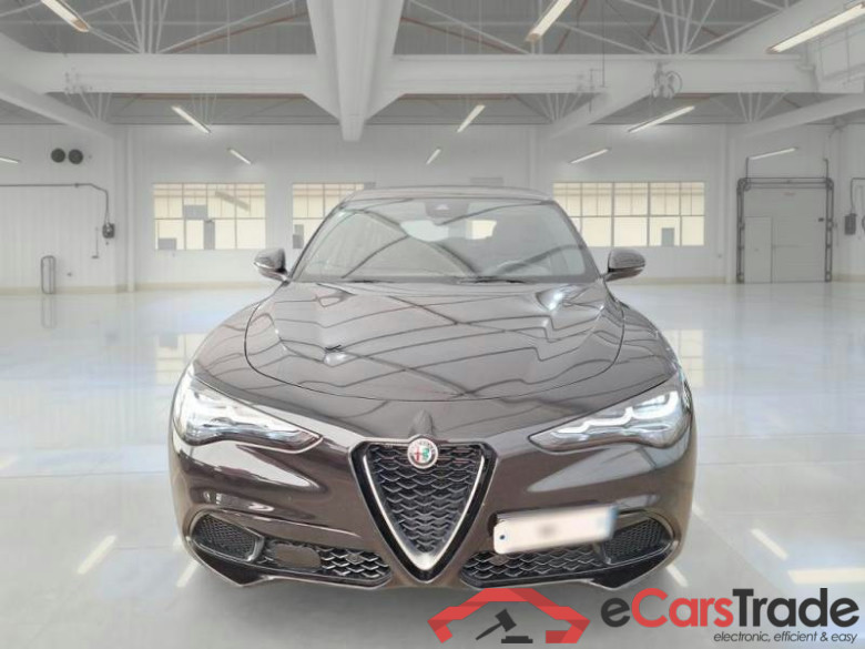 ALFA ROMEO STELVIO / 2017 / 5P / SUV 2.2 TD 160 CV SUPER AT8 RWD #5