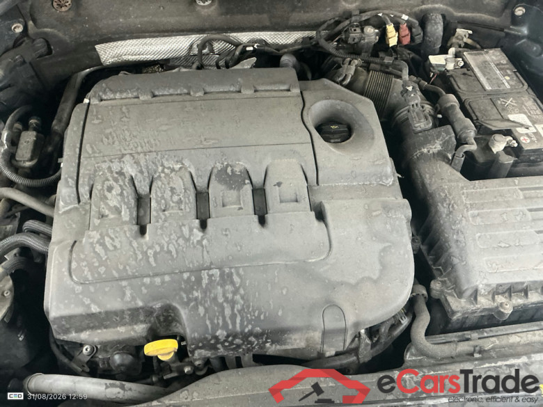 SKODA KAROQ DIESEL 1.6 CR TDi SCR Ambition #6