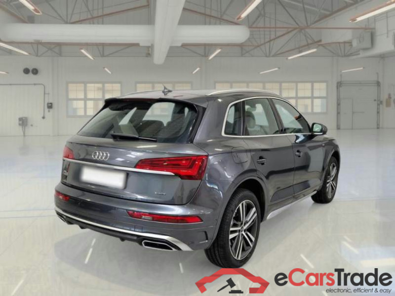 AUDI Q5 / 2020 / 5P / SUV 40 TDI S LINE PLUS QUATTRO S TRONIC #2
