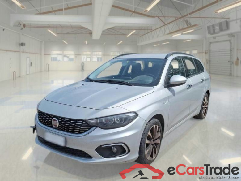 FIAT TIPO / 2015 / 5P / STATION WAGON 1.6 MJT 120CV DCT 6M SeS BUSINESS SW #1