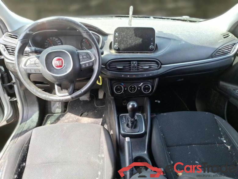 FIAT TIPO / 2015 / 5P / STATION WAGON 1.6 MJT 120CV DCT 6M SeS BUSINESS SW #3