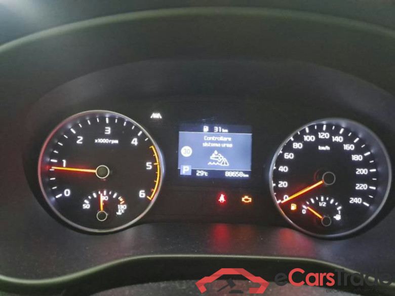KIA SPORTAGE / 2018 / 5P / SUV 1.6 CRDI MHYB 100KW GT LINE DCT 4WD #4