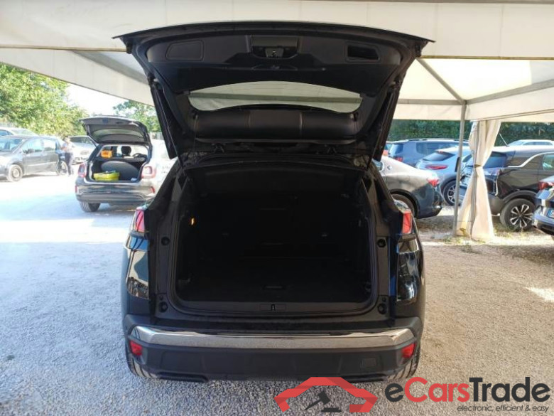PEUGEOT 3008 / 2020 / 5P / SUV BLUEHDI 130 EAT8 SeS ALLURE #5