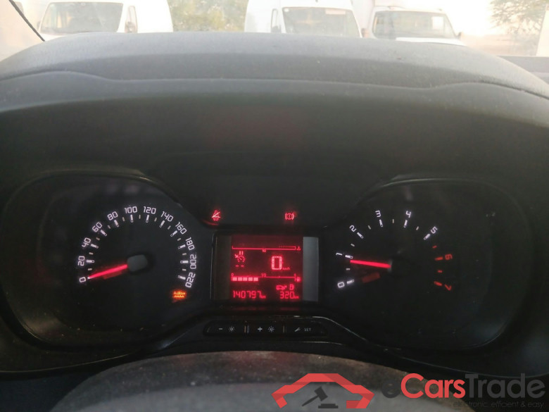 CITROEN Berlingo / 2018 / 3P / furgón derivado de turismo Talla M BlueHDi 100 CONTROL (AC2) #4
