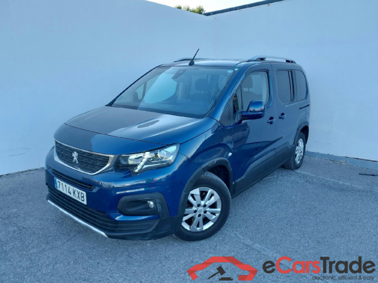 PEUGEOT Rifter / 2018 / 5P / monovolumen compacto Allure Standard BlueHDi 96kW EAT8 #1