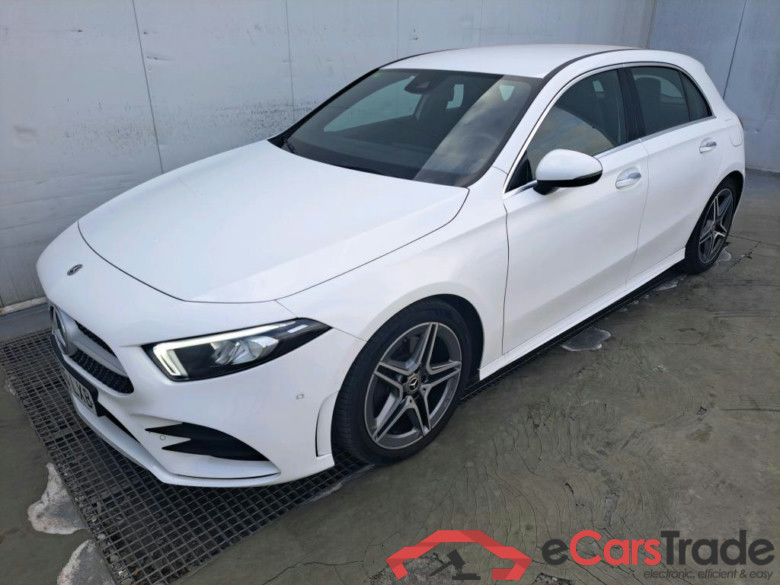 MERCEDES-BENZ Clase A / 2018 / 5P / berlina con portón A 220 d