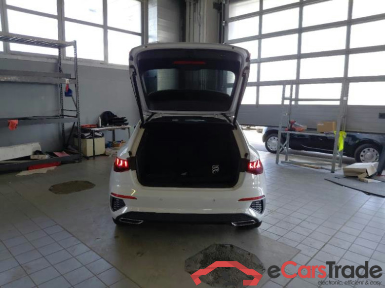 AUDI A3 / 2020 / 5P / BERLINA 40 TFSI E S TRONIC S LINE EDITION S.BACK #5