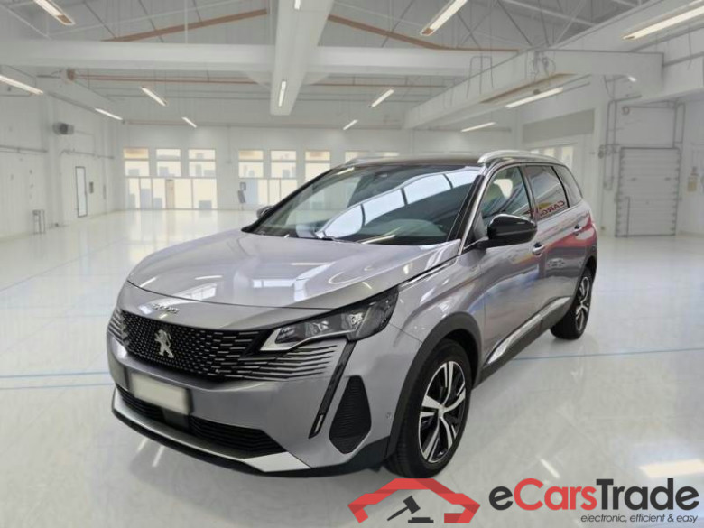 PEUGEOT 5008 / 2020 / 5P / SUV BLUEHDI 130 GT EAT8 S/S AUT.