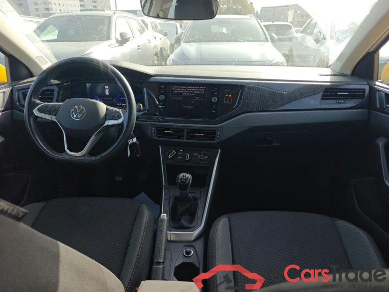VOLKSWAGEN Polo / 2021 / 5P / berlina con portón Life 1.0 TSI 70kW (95CV) #3