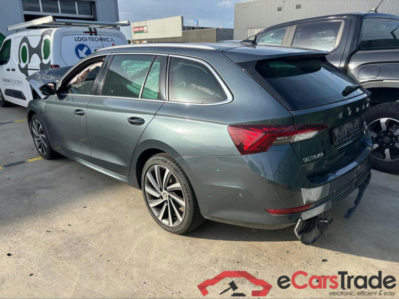 SKODA Octavia Combi PHEV Octavia SW PHEV 1.4 TSI Style DSG #3