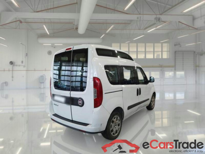 FIAT DOBLÒ CARGO / 2014 / 5P / COMBI CH2 LOUNGE 1.6 MJET 120CV E6D M1 #2